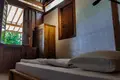 villa de 5 dormitorios 362 m² Batukandik, Indonesia