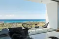 Mieszkanie 4 pokoi 131 m² Peyia, Cypr