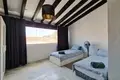 2 bedroom apartment 128 m² Marbella, Spain