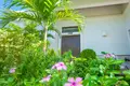 2 bedroom house 149 m² Roatan, Honduras