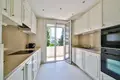 Mieszkanie 2 pokoi 110 m² w Francja, Francja