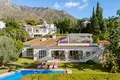4 bedroom house 383 m² Marbella, Spain