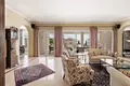 5 bedroom house 562 m² Marbella, Spain