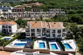 Casa 4 habitaciones 223 m² Rijeka Rezevici, Montenegro
