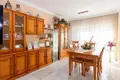 Haus 3 Schlafzimmer 122 m² Dos Hermanas, Spanien