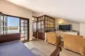 Haus 4 Schlafzimmer 221 m² Dos Hermanas, Spanien
