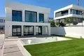 Haus 4 Schlafzimmer 196 m² Manilva, Spanien