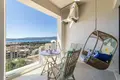 Attique 3 chambres 120 m² Tivat, Monténégro