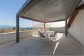 Mieszkanie 4 pokoi 220 m² Desenzano del Garda, Włochy