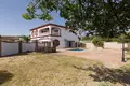 4 bedroom house 295 m² Manilva, Spain