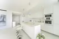 Квартира 2 спальни 114 м² Дос-Эрманас, Испания