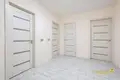 Mieszkanie 2 pokoi 77 m² Mińsk, Białoruś
