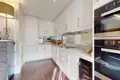 3 bedroom apartment 131 m² in London, United Kingdom