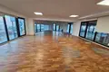 Pomieszczenie biurowe 290 m² w Tirana Municipality, Albania