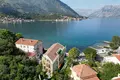 3 bedroom apartment 121 m² Dobrota, Montenegro
