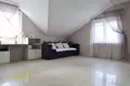 Квартира 4 комнаты 124 м² Ратомка, Беларусь