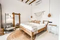 3 bedroom villa 202 m² Penestanan, Indonesia