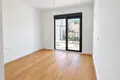 2 bedroom apartment 74 m² Boreti, Montenegro