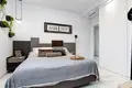 Mieszkanie 2 pokoi 75 m² Orihuela, Hiszpania