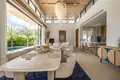 3 bedroom apartment 332 m² Si Sunthon, Thailand