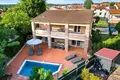 4 bedroom Villa 238 m² Grad Porec, Croatia