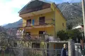 Дом 4 спальни  Morinj, Черногория