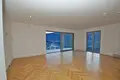 Квартира 3 спальни 200 м² Доброта, Черногория