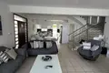 villa de 5 dormitorios 195 m² en Pervolia, Chipre
