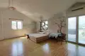Haus 7 zimmer 197 m² Kuti, Montenegro