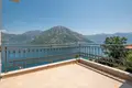 Villa de 9 habitaciones 241 m² Kostanjica, Montenegro