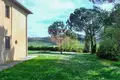 Nieruchomości komercyjne 870 m² Arezzo, Włochy