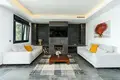 Haus 6 Schlafzimmer 660 m² Dos Hermanas, Spanien