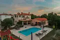 Вилла 4 спальни 273 м² Rabac, Хорватия