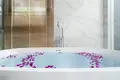 4-Schlafzimmer-Villa 268 m² Choeng Thale, Thailand