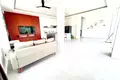 4 bedroom apartment 220 m² Tumbakbayuh, Indonesia
