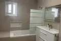 2 bedroom apartment 118 m² Marbella, Spain