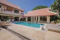 3 bedroom villa 616 m² Rawai, Thailand