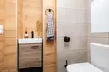 Mieszkanie 2 pokoi 73 m² Mińsk, Białoruś