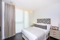 2 bedroom apartment 7 m² in London, United Kingdom