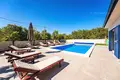 Haus 4 Schlafzimmer 185 m² Dobrauen, Kroatien