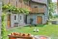 House 630 m² Jagodje, Slovenia