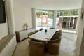 5 bedroom house 400 m² Dos Hermanas, Spain
