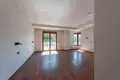 Casa 5 habitaciones 578 m² Podgorica, Montenegro