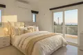 Villa de 4 dormitorios 240 m² en Peyia, Chipre