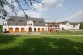 Многоуровневые квартиры 30 комнат 1 600 м² Klocksin, Германия