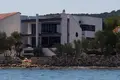 Maison 7 chambres 414 m² Mrljane, Croatie