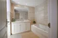 2 bedroom apartment 261 m² San Pedro Alcantara, Spain