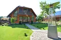 Cottage 380 m² Papiarnianski sielski Saviet, Belarus