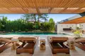 6-Schlafzimmer-Villa 899 m² Marbella, Spanien