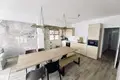 4 bedroom apartment 186 m² Dos Hermanas, Spain